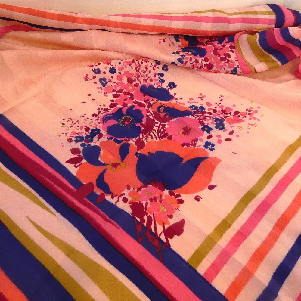Vintage Scarf 30 x 30 inch Pink Navy Floral Neckscarf Career Core Stylish